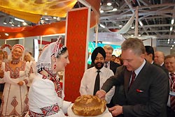 Индия побеждает нищету Индия побеждает нищету