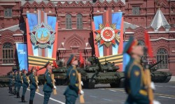 Россия пригласила США участвовать в Параде Победы Россия пригласила США участвовать в Параде Победы