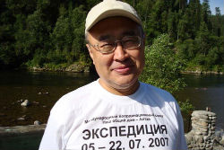 Бронтой Бедюров: «Не надо путать понятие империя с империализмом» Бронтой Бедюров: «Не надо путать понятие империя с империализмом»