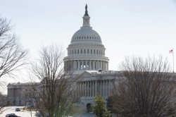 Конгресс США решил снять запрет на экспорт нефти Конгресс США решил снять запрет на экспорт нефти
