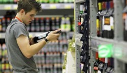 В Госдуму внесен законопроект о повышении «алкогольного ценза»