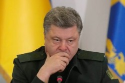 Порошенко утвердил меры по борьбе с «российской угрозой» Порошенко утвердил меры по борьбе с «российской угрозой»