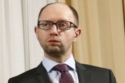 Яценюк обвинил Запад в слабости перед Путиным Яценюк обвинил Запад в слабости перед Путиным
