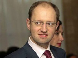 Российский суд заочно арестовал Яценюка Российский суд заочно арестовал Яценюка