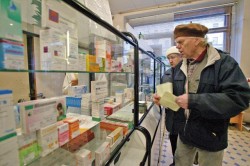Медведев установил цены на лекарства