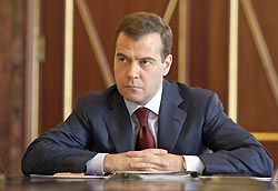 Медведев потребовал денег от Украины Медведев потребовал денег от Украины
