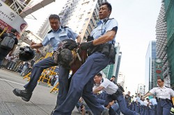 В Гонконге снова беспорядки