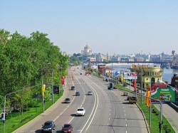 Тепло пробивается в Москву Тепло пробивается в Москву