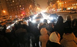 Валютные ипотечники вышли на акцию протеста в Москве Валютные ипотечники вышли на акцию протеста в Москве