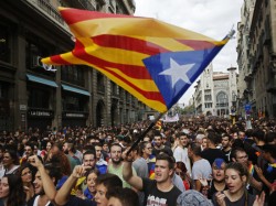 Глава Каталонии пообещал обеспечить независимость законом