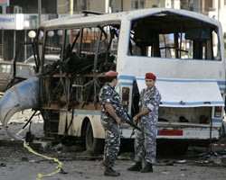 В Мексике расстрелян автобус с детьми В Мексике расстрелян автобус с детьми