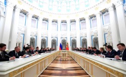 Владимир Путин: мы должны иметь эффективную систему поддержки несырьевого экспорта Владимир Путин: мы должны иметь эффективную систему поддержки несырьевого экспорта