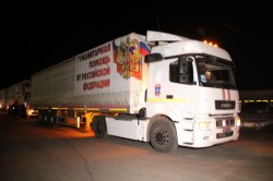 В Донбасс прибыл новогодний гумконвой из России В Донбасс прибыл новогодний гумконвой из России