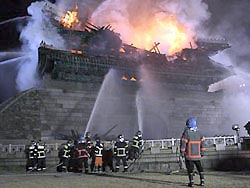 Сгорели главные ворота Южной Кореи