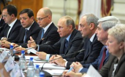 Владимир Путин поддержал идею закона о российской нации Владимир Путин поддержал идею закона о российской нации