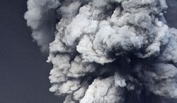 Облако пепла штурмует Европу Облако пепла штурмует Европу