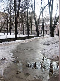 Циклон отрезал столицу от зимы Циклон отрезал столицу от зимы
