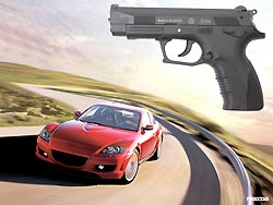 Американским автомобилистам выдают оружие Американским автомобилистам выдают оружие
