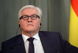 Штайнмайер выступил против политики изоляции России Штайнмайер выступил против политики изоляции России