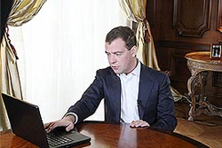 Медведев не боится кризиса Медведев не боится кризиса