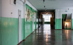 В Москве эвакуируют школы В Москве эвакуируют школы