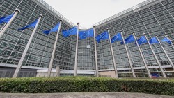 Олланд исключил введение новых санкций против РФ Олланд исключил введение новых санкций против РФ