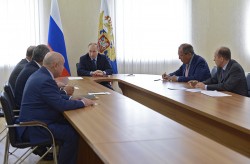 Путин провел заседание Совбеза Путин провел заседание Совбеза