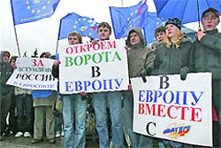 Лоббист шагает впереди Лоббист шагает впереди