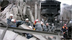 Число жертв "Распадской" увеличивается Число жертв "Распадской" увеличивается