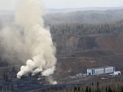 В Кузбассе задымилась шахта В Кузбассе задымилась шахта