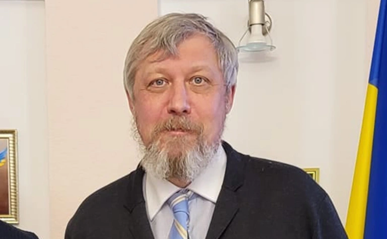 МВД объявило в розыск экс-посла Украины в Казахстане Врублевского МВД объявило в розыск экс-посла Украины в Казахстане Врублевского
