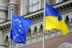 ЕС отказал Киеву в переговорах ЕС отказал Киеву в переговорах
