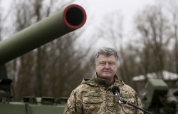Порошенко: «Порох нужно держать сухим» Порошенко: «Порох нужно держать сухим»
