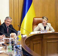 Правительство Украины подправило соглашение с "Газпромом" Правительство Украины подправило соглашение с "Газпромом"