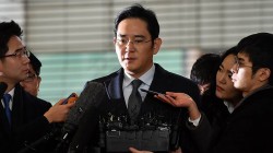 В Южной Корее арестован вице-президент Samsung В Южной Корее арестован вице-президент Samsung