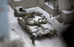 Миссия ОБСЕ зафиксировала украинские танки в Авдеевке Миссия ОБСЕ зафиксировала украинские танки в Авдеевке