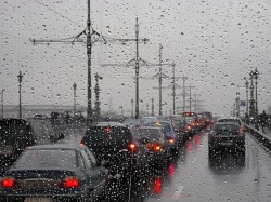 На Москву идет декабрьский тропический ливень На Москву идет декабрьский тропический ливень