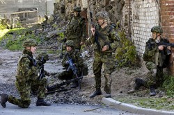 Британия отправит в Эстонию 800 военных и танки Британия отправит в Эстонию 800 военных и танки