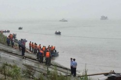 В Китае затонул туристический теплоход В Китае затонул туристический теплоход