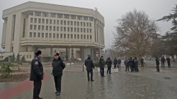 Прокуратура сочла захват зданий в Крыму терактом Прокуратура сочла захват зданий в Крыму терактом