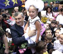 Оттоль сорвался раз обвал... Оттоль сорвался раз обвал...