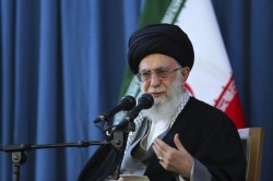 Хаменеи назвал врагами Ирана всех кандидатов в президенты США Хаменеи назвал врагами Ирана всех кандидатов в президенты США