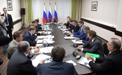 Владимир Путин: «Нужно в полной мере реализовать потенциал дальневосточных мегапроектов» Владимир Путин: «Нужно в полной мере реализовать потенциал дальневосточных мегапроектов»