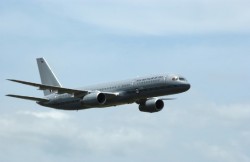 Boeing 757 аварийно сел в Краснодаре