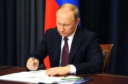 Путин ужесточил наказание за незаконную продажу алкоголя Путин ужесточил наказание за незаконную продажу алкоголя