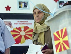 На выборах в Македонии лидирует правящая коалиция