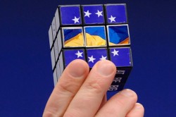 Запад шантажирует Украину Запад шантажирует Украину