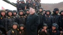 Ким Чен Ын приказал военным быть готовыми «сломать хребет врага» Ким Чен Ын приказал военным быть готовыми «сломать хребет врага»