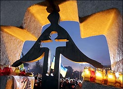 Украина почтит память жертв Голодомора Украина почтит память жертв Голодомора