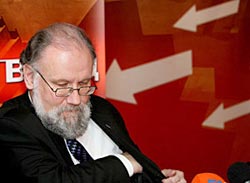 Чуров объявил Медведева президентом Чуров объявил Медведева президентом